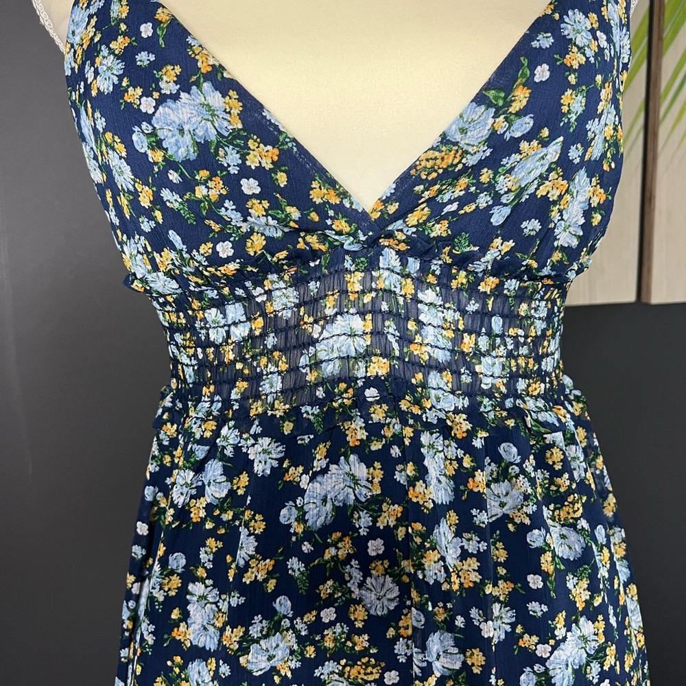 Lush Smocked Cami Floral Print Maxi Dress - Picture 4 of 7